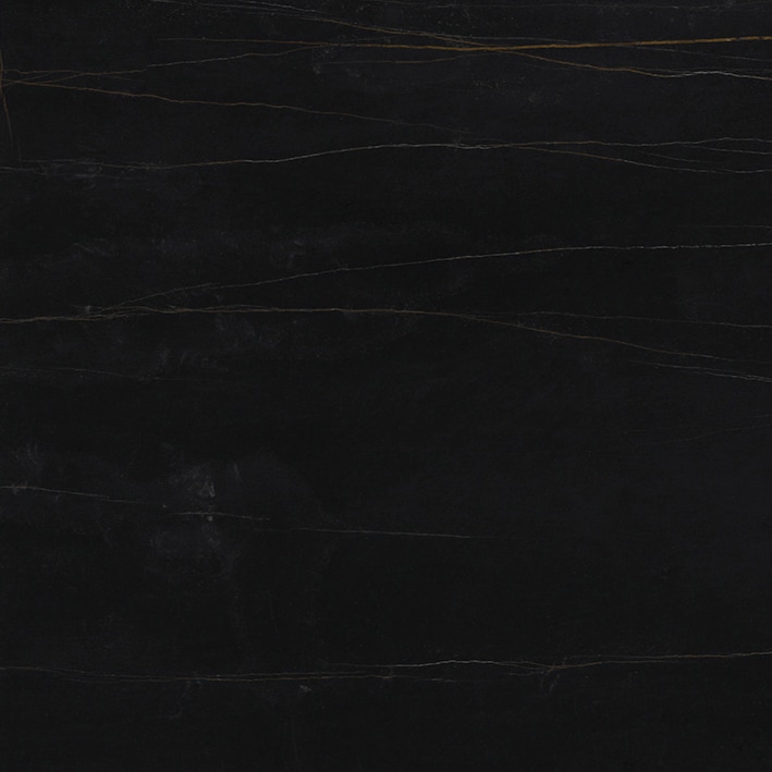 NYLO NOIR POLISHED 01