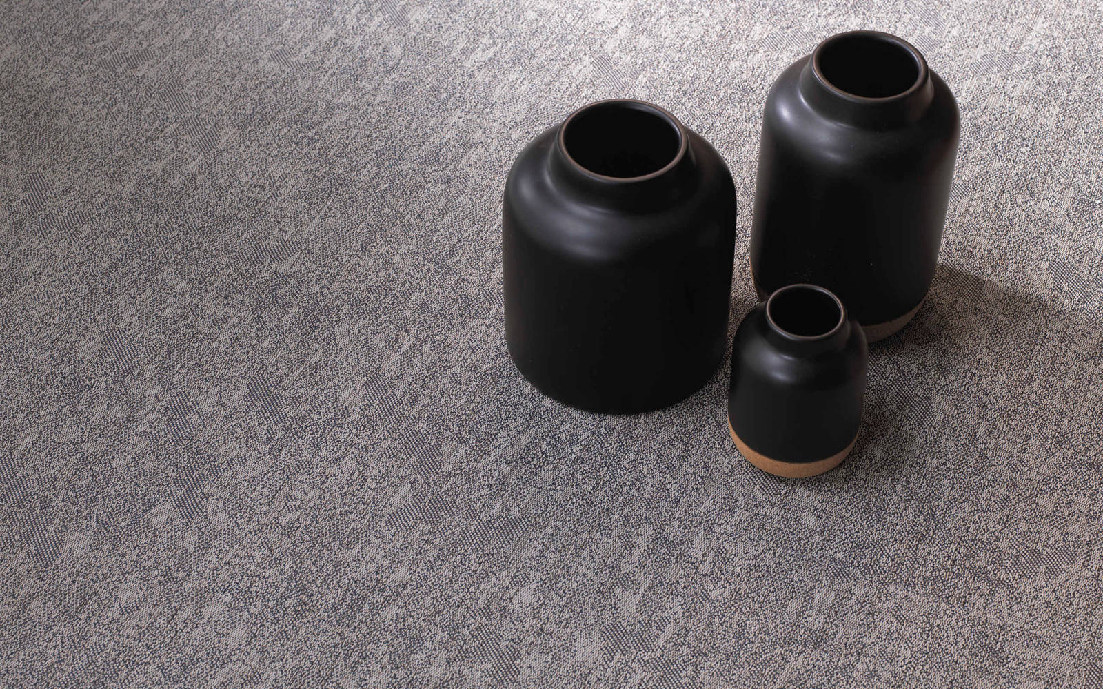 Виниловое напольное покрытие Linkfloor Contract Taupe 123,5 cm x 30,5 cm x 0,62 cm - Porcelanosa