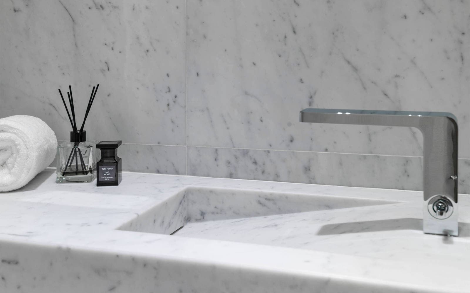 Revestimiento piedra natural Neve di Carrara Classico 60 cm x 60 cm x 1,5 cm - Porcelanosa