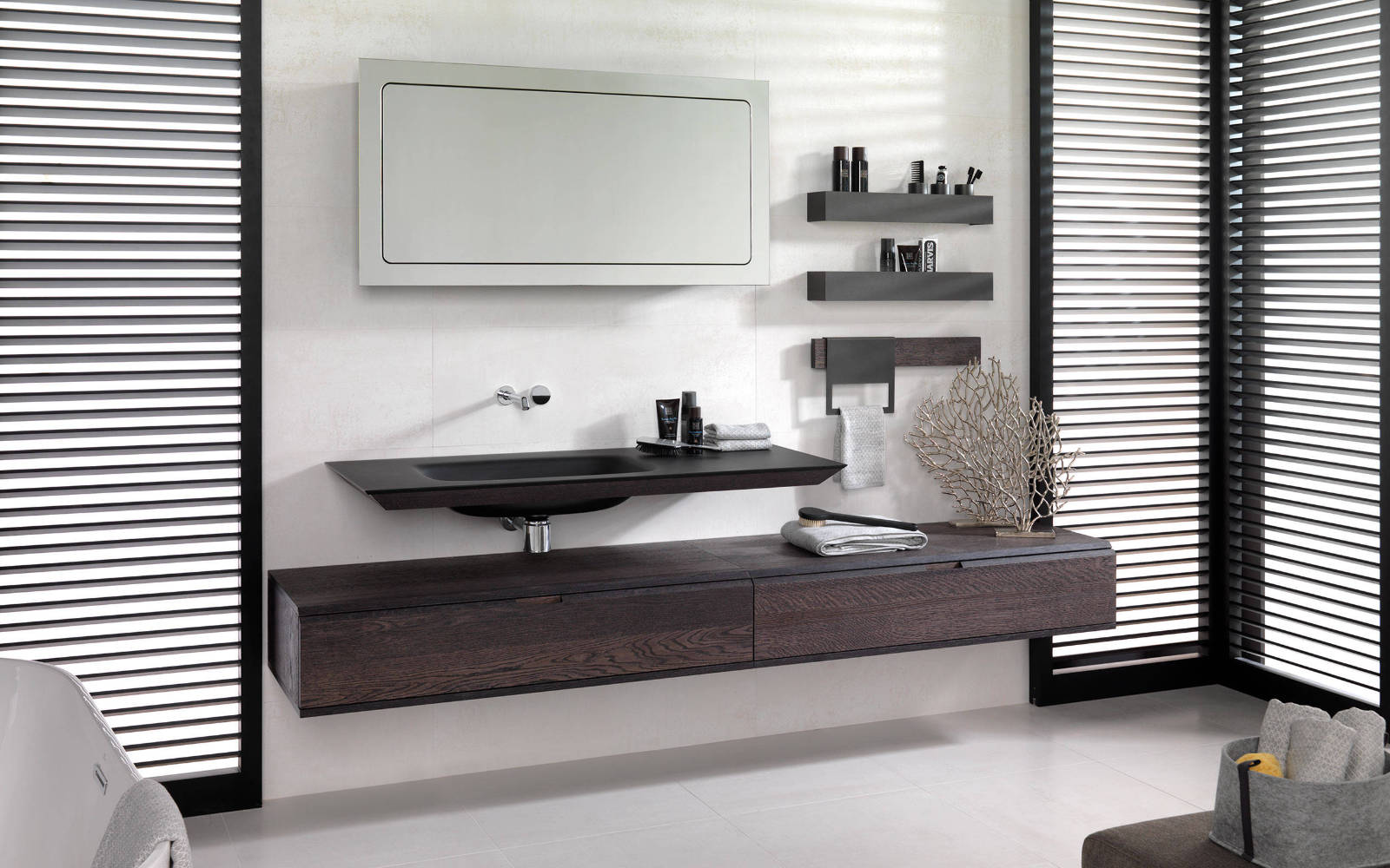 Mobilier salles de bains Mertens Roble Noche · Cristal Negro - Porcelanosa