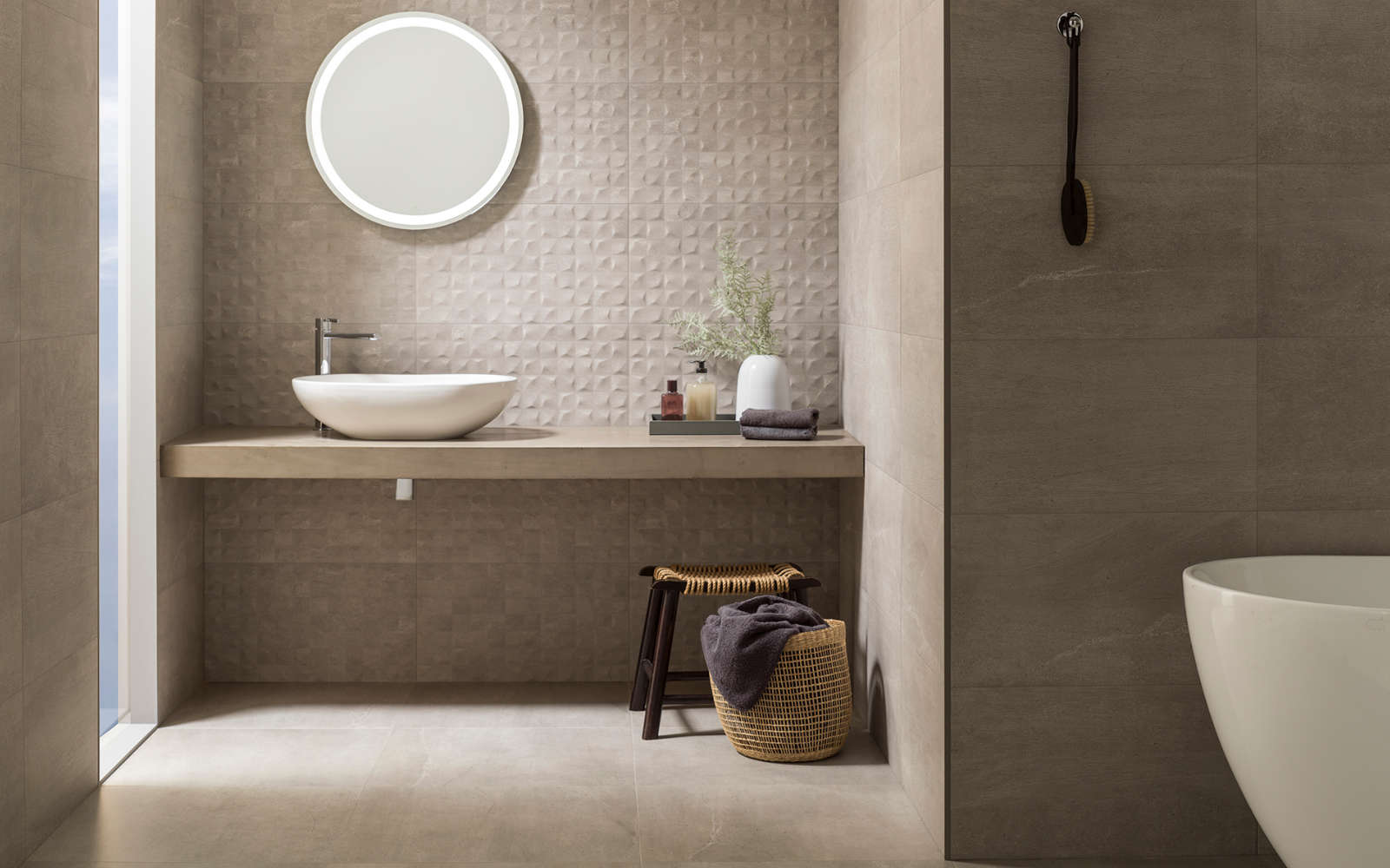 Revestimento cerâmico Urban Caliza Nature 33,3 cm x 59,2 cm - Porcelanosa