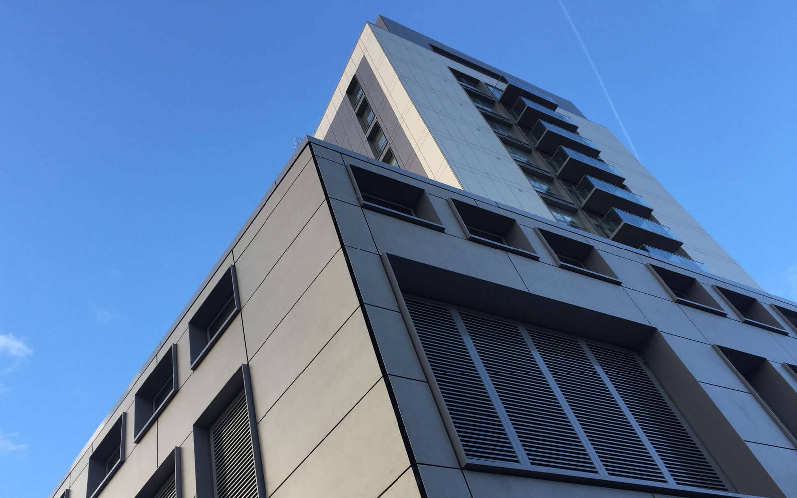 Керамические фасады Residential building (Maidenhead, United Kingdom) - Porcelanosa