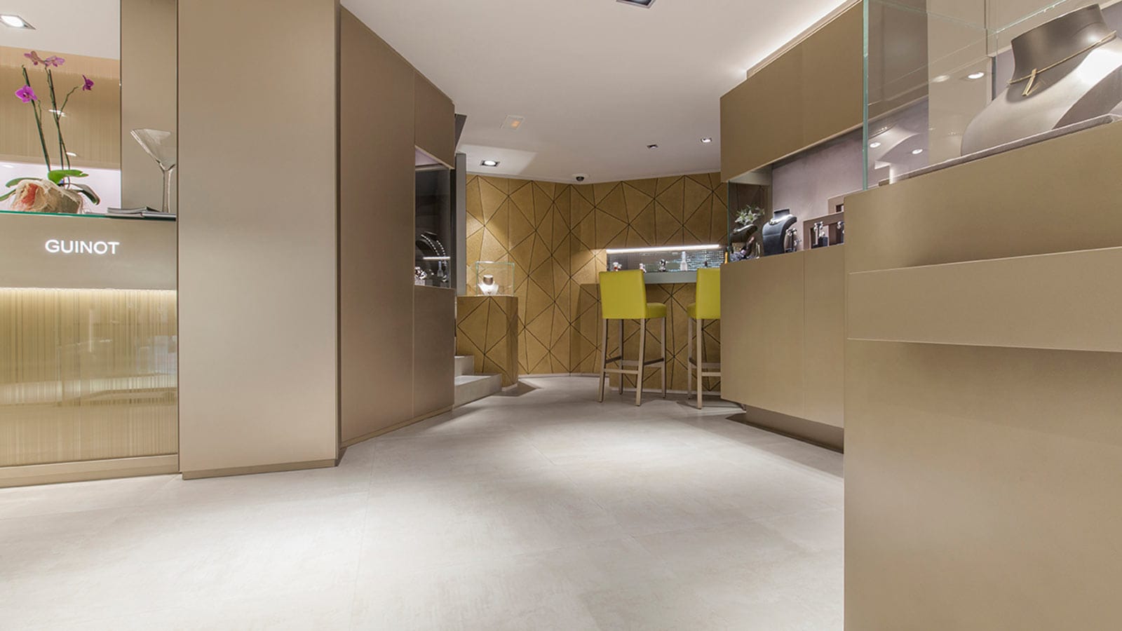 Проекты PORCELANOSA Grupo: раскошные и эксклюзивные материалы в ювелирном магазине Carlos Guinot