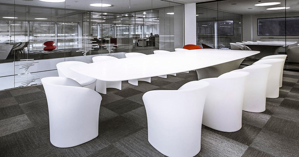 PORCELANOSA Group Projects: Fabio Gianoli challenges logic with a Krion® table for EdilBi Suisse
