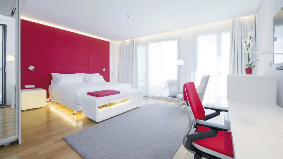 PORCELANOSA Group Projects: NH Eurobuilding Hotel, in Madrid