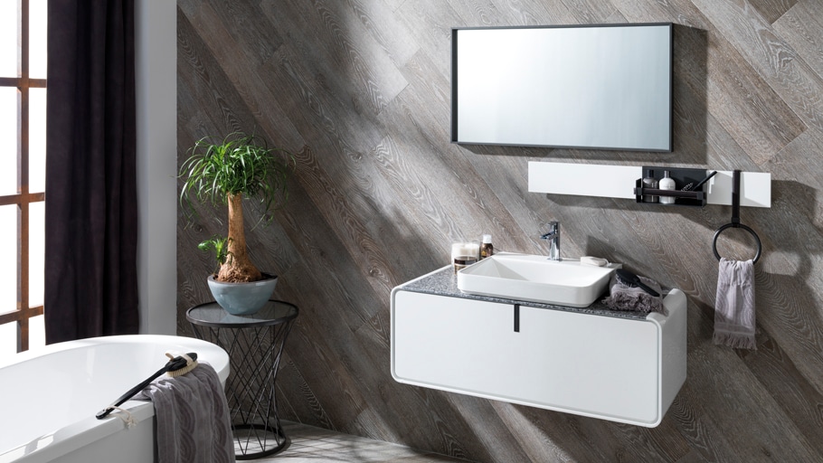 Gamadecor completes the Ciclo collection by means of new shining finishes