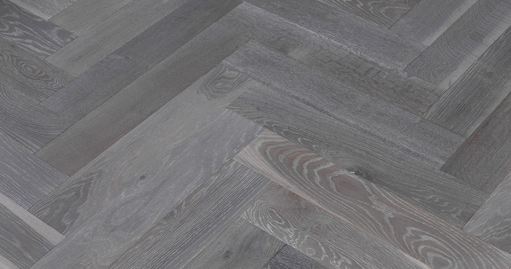 L’Antic Colonial amplía su colección en madera natural y arranca la era