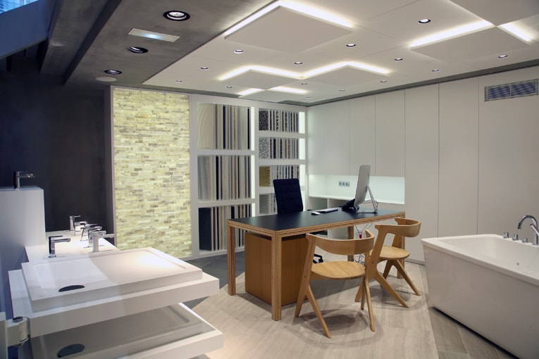 Architects and interior designers now have their Porcelanosa space in Paris