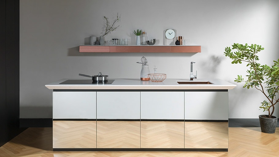 Cersaie 2016: new designs by KRION and the adaptability of its kitchen equipment