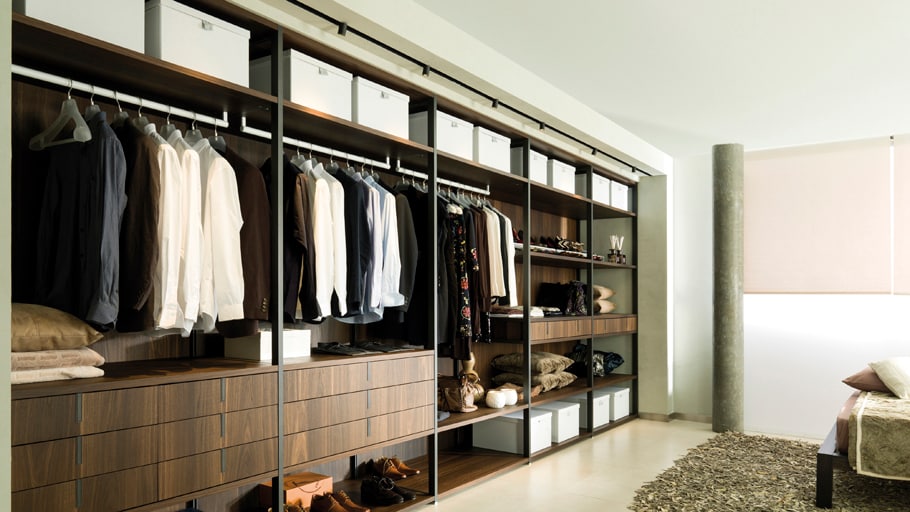 Order with style with wardrobes and chests of drawers by Gamadecor