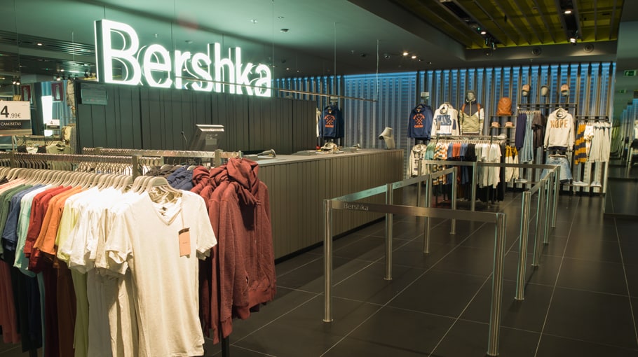 Projects PORCELANOSA Grupo: Tienda Bershka de Valencia