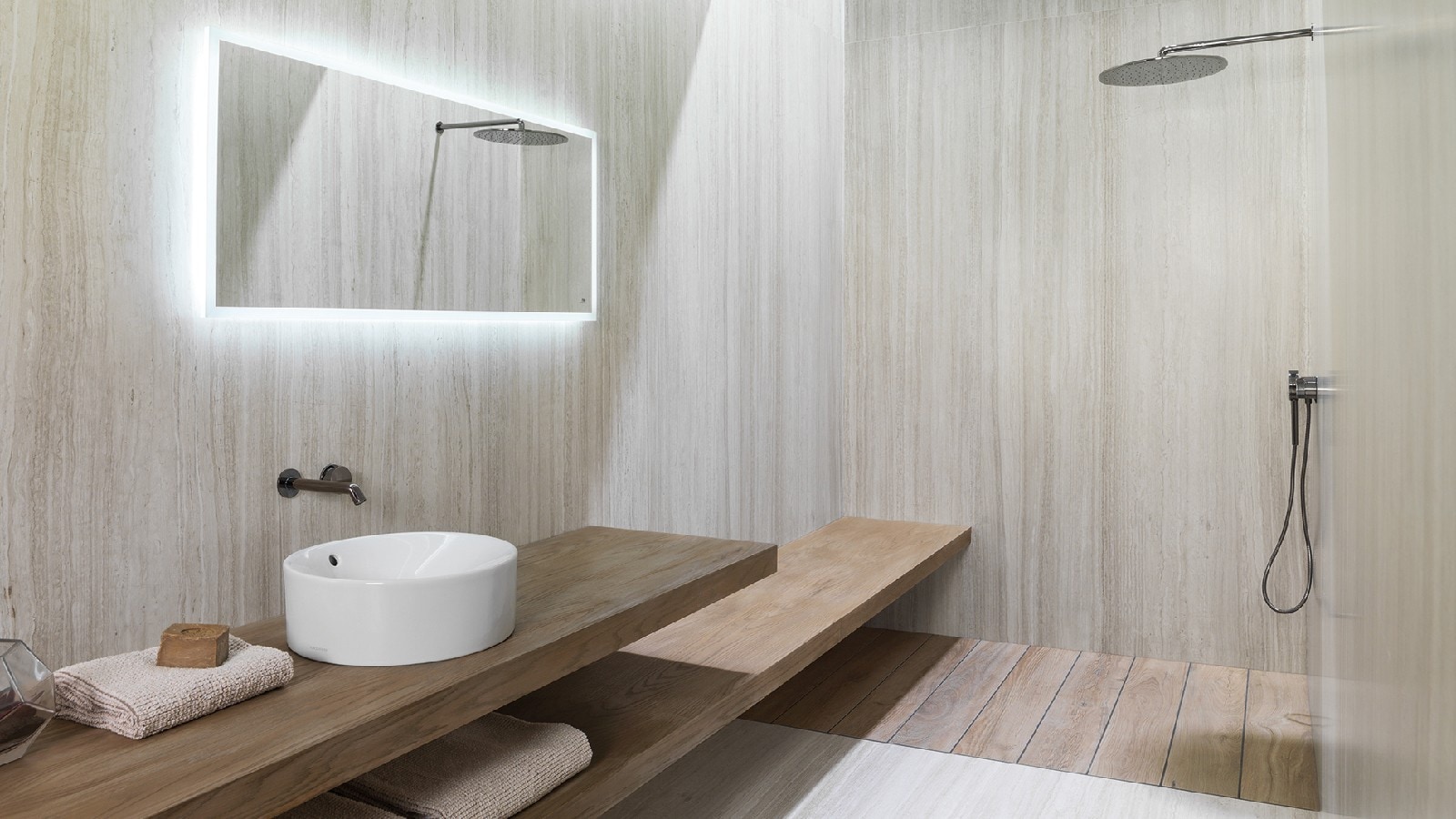 XLIGHT Haven by Urbatek highlights the strength of travertine marble