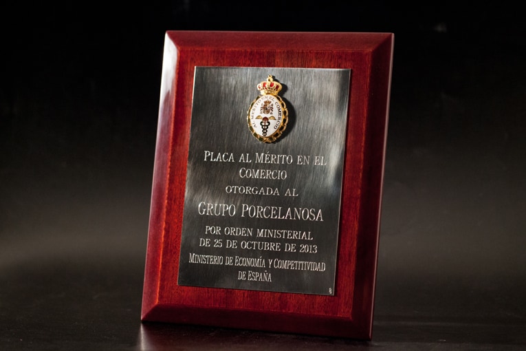 PORCELANOSA Group receives the Medal for Merit in Trade 2013