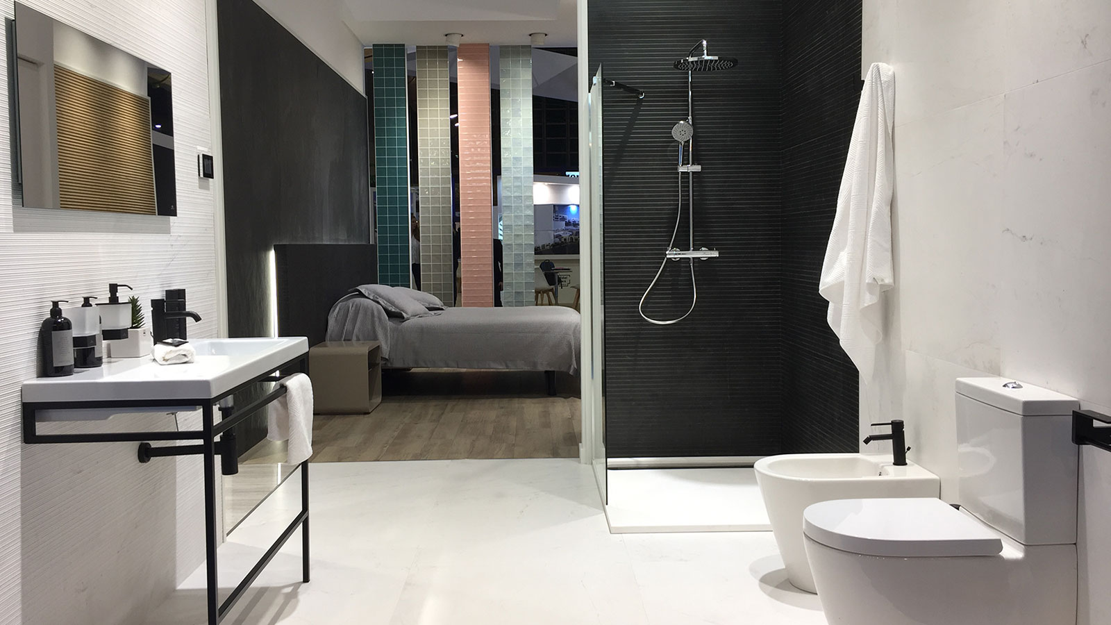 PORCELANOSA Grupo укрепляет свои позиции на испанском рынке благодаря участию в Средиземноморском салоне недвижимости в Малаге