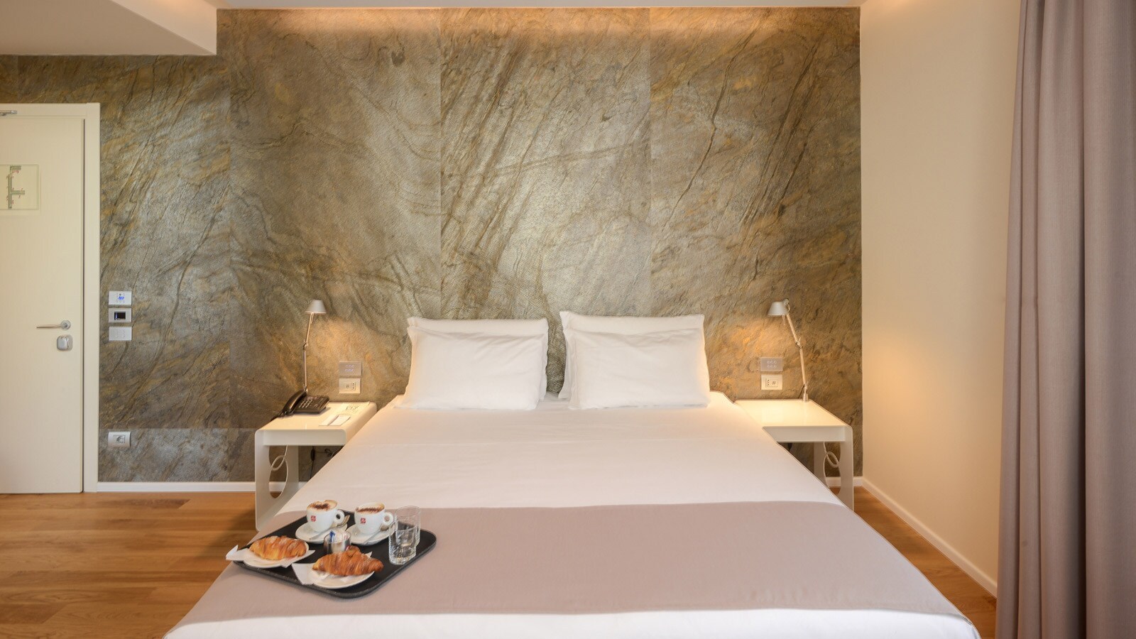 7-Best-Western-Hotel-Plus-Hotel-Bologna-Porcelanosa