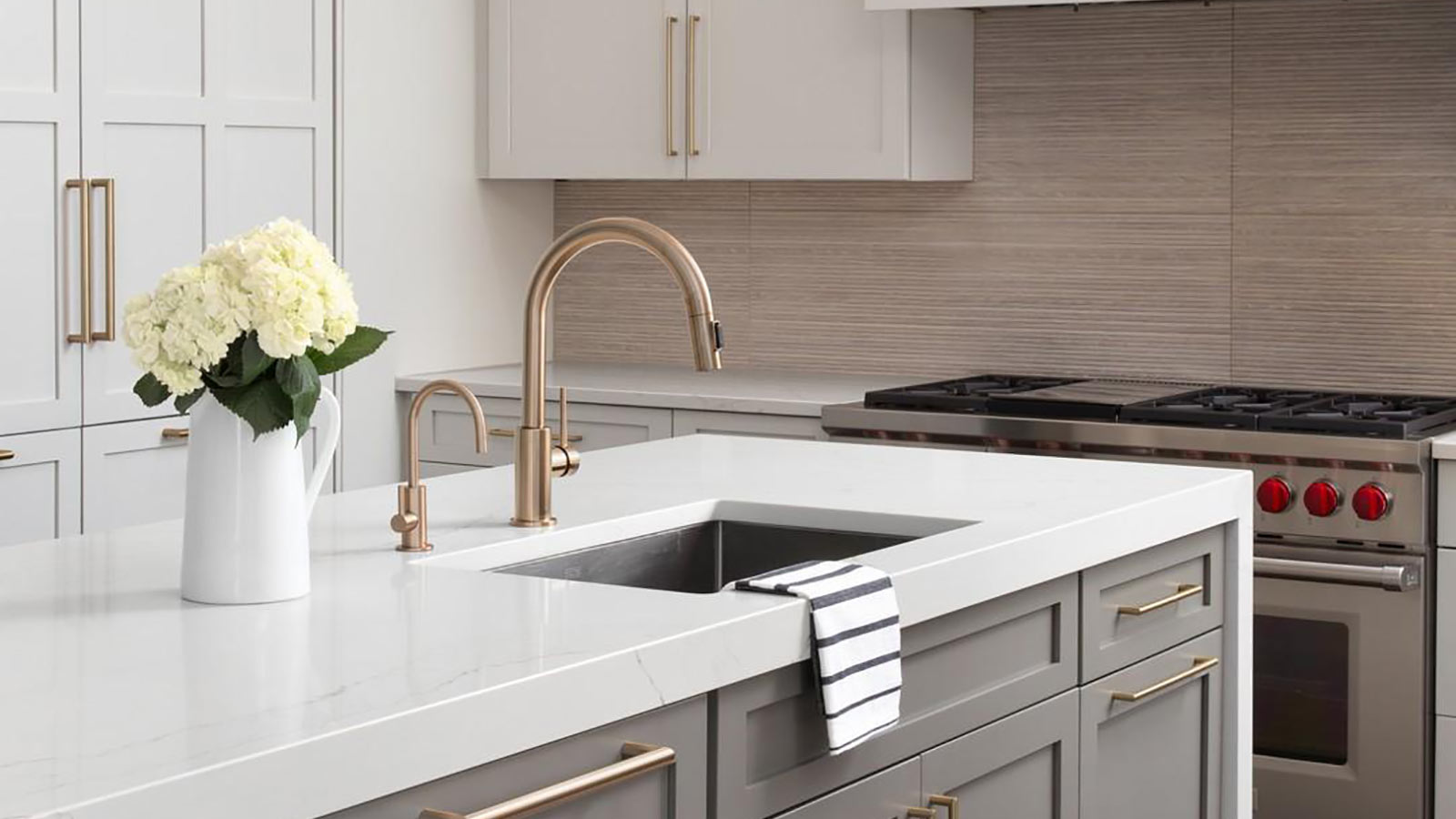 Home renovation tips: how to choose the right size tile