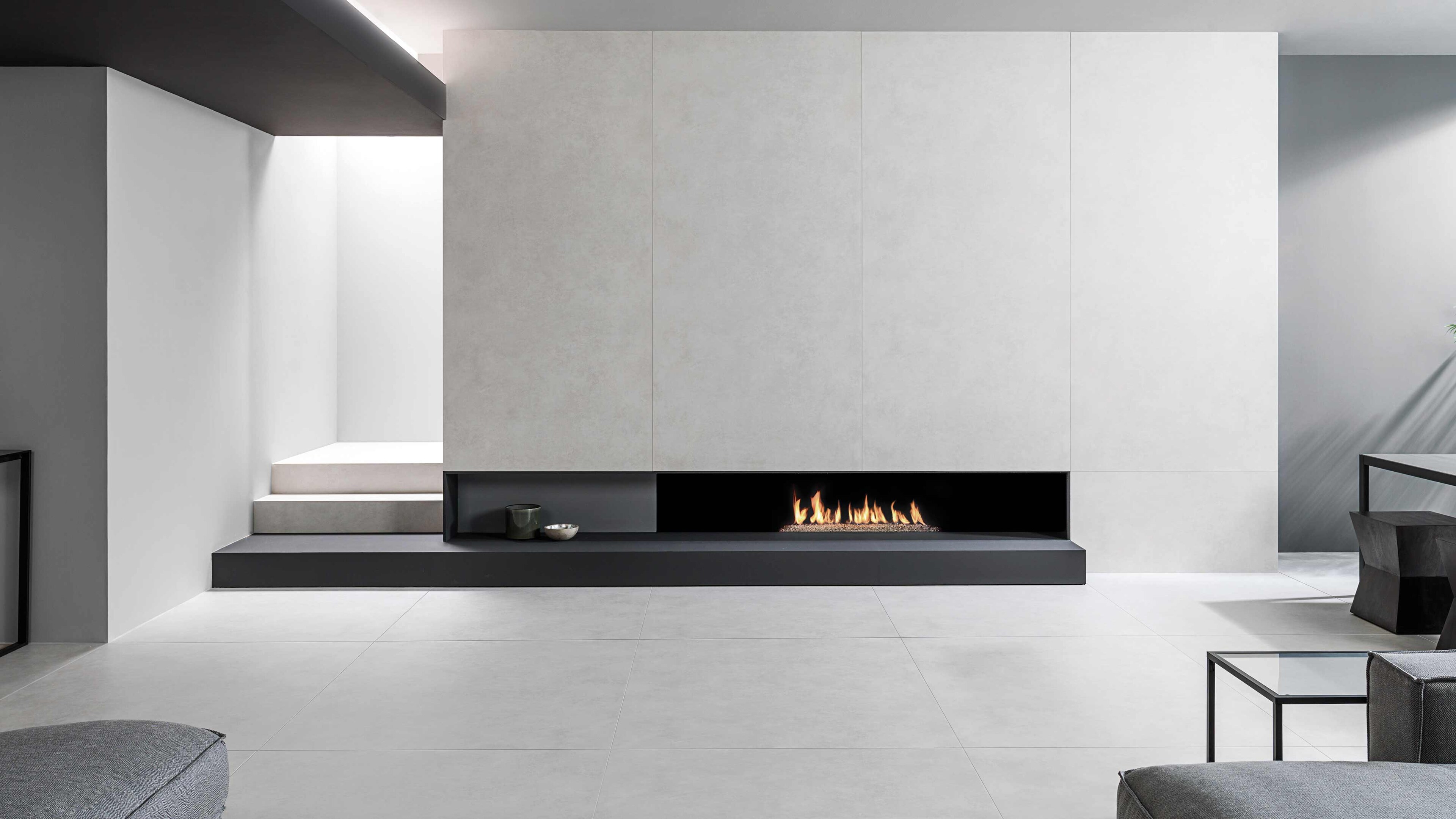 Fireplace tiles; a practical and attractive solution