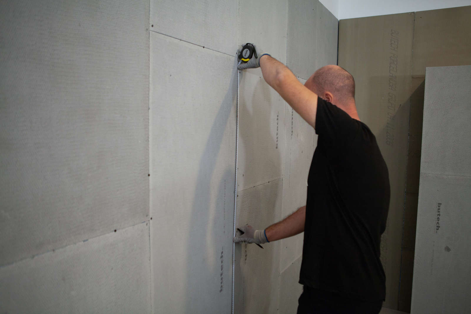 How To Put Bathroom Tiles On Wall at Matthew Destefano blog