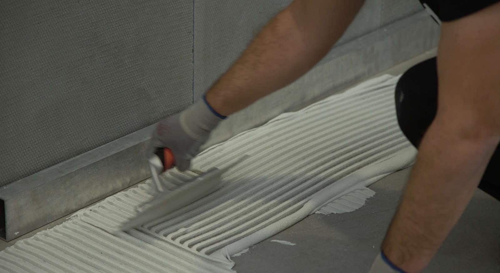 Learn how to tile a bathroom floor and walls Porcelanosa