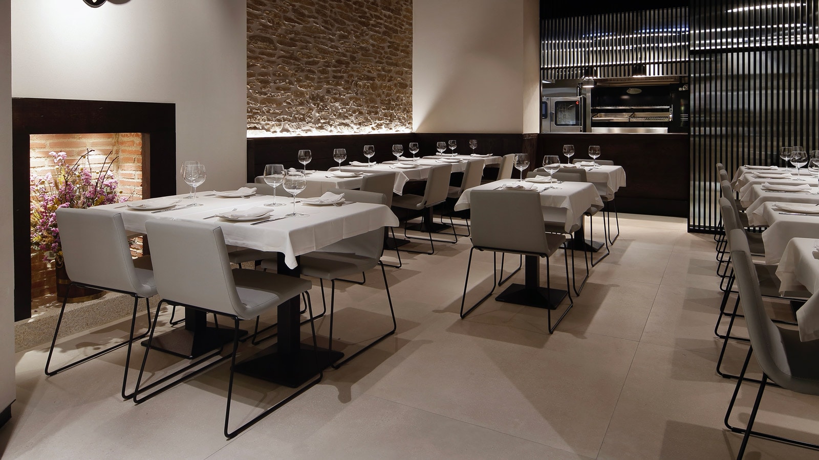 PORCELANOSA Group Projects: Mesón Sancho, tradition and modernity in a single dish
