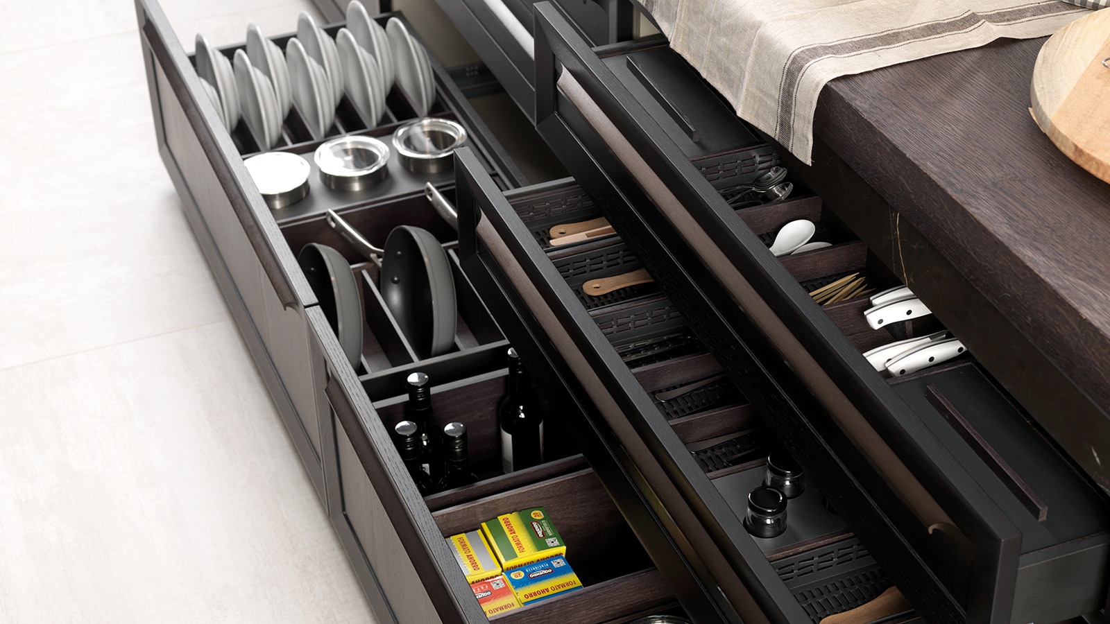 Porcelanosa Gamadecor organisers