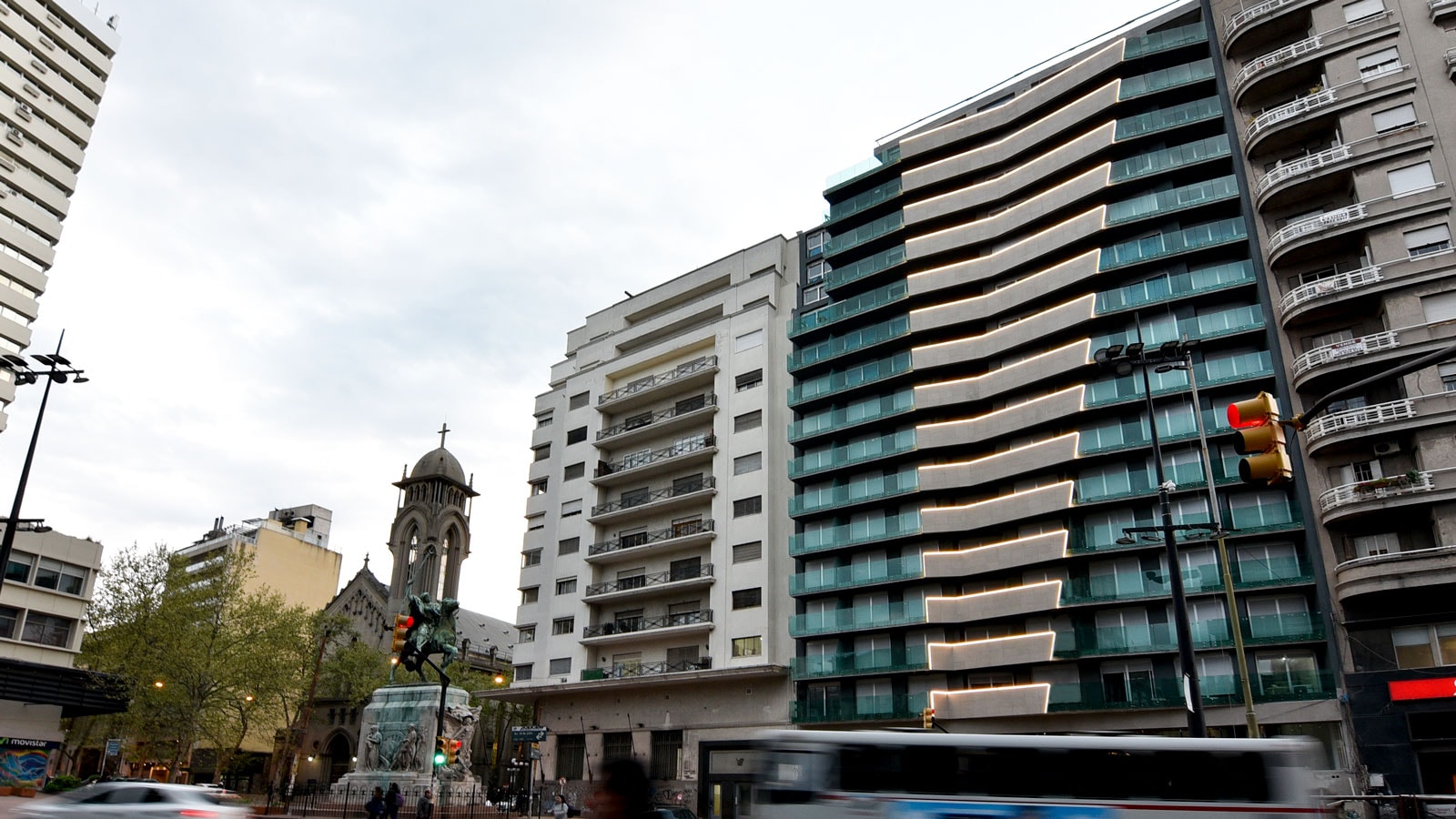La Poste De Nantes Renove Sa Facade Avec Krion Et Ameliore Son Efficacite Energetique