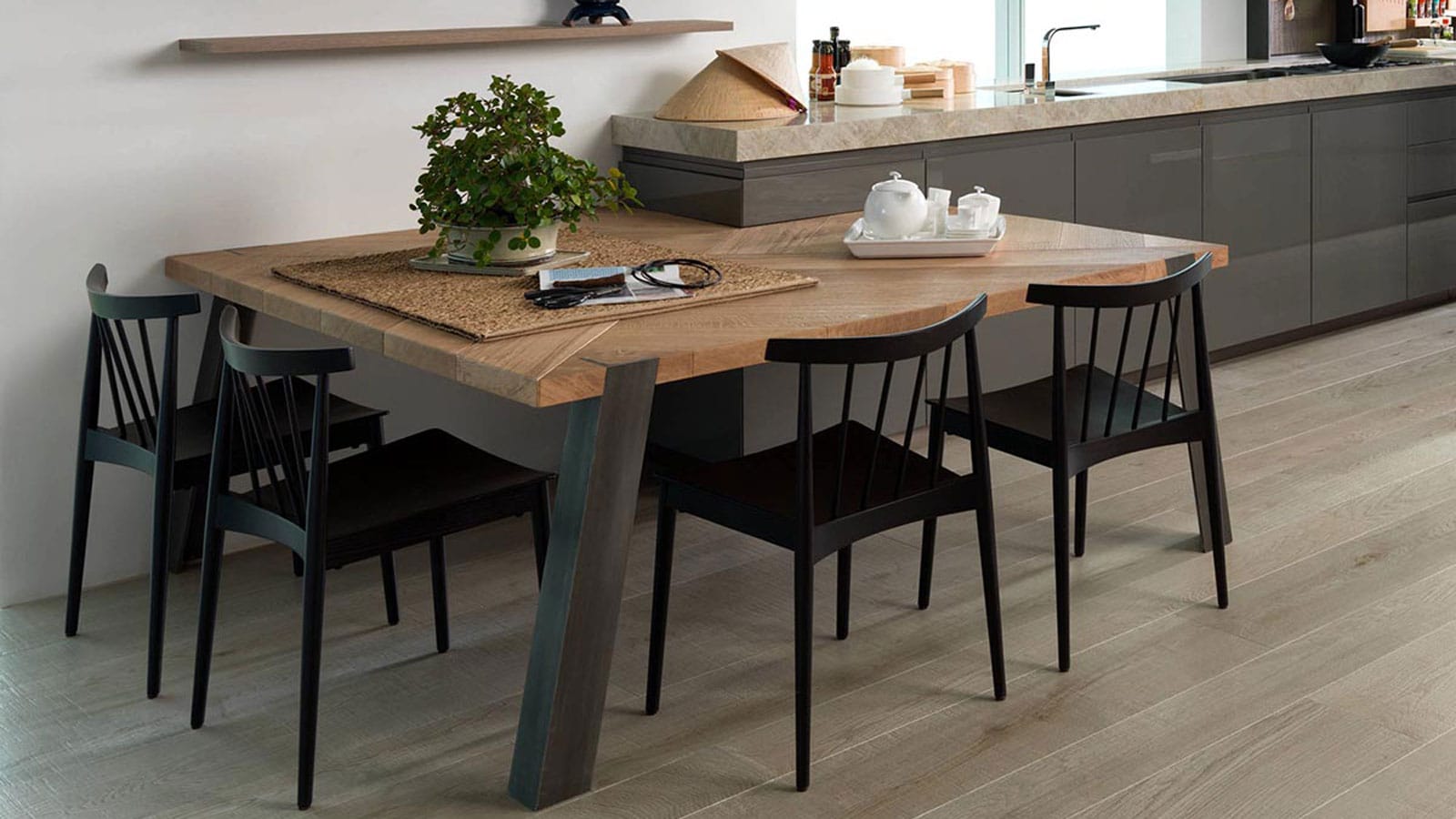 Las mesas altas de cocina: Una opción diferente y decorativa