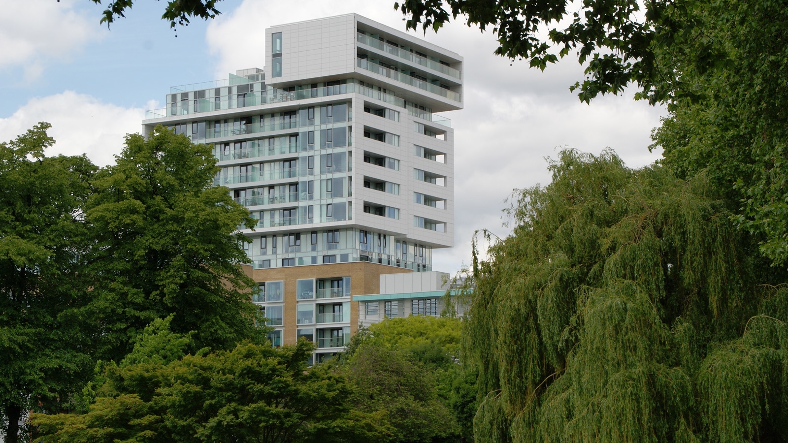 The Filaments, a premium residential complex open to the Thames