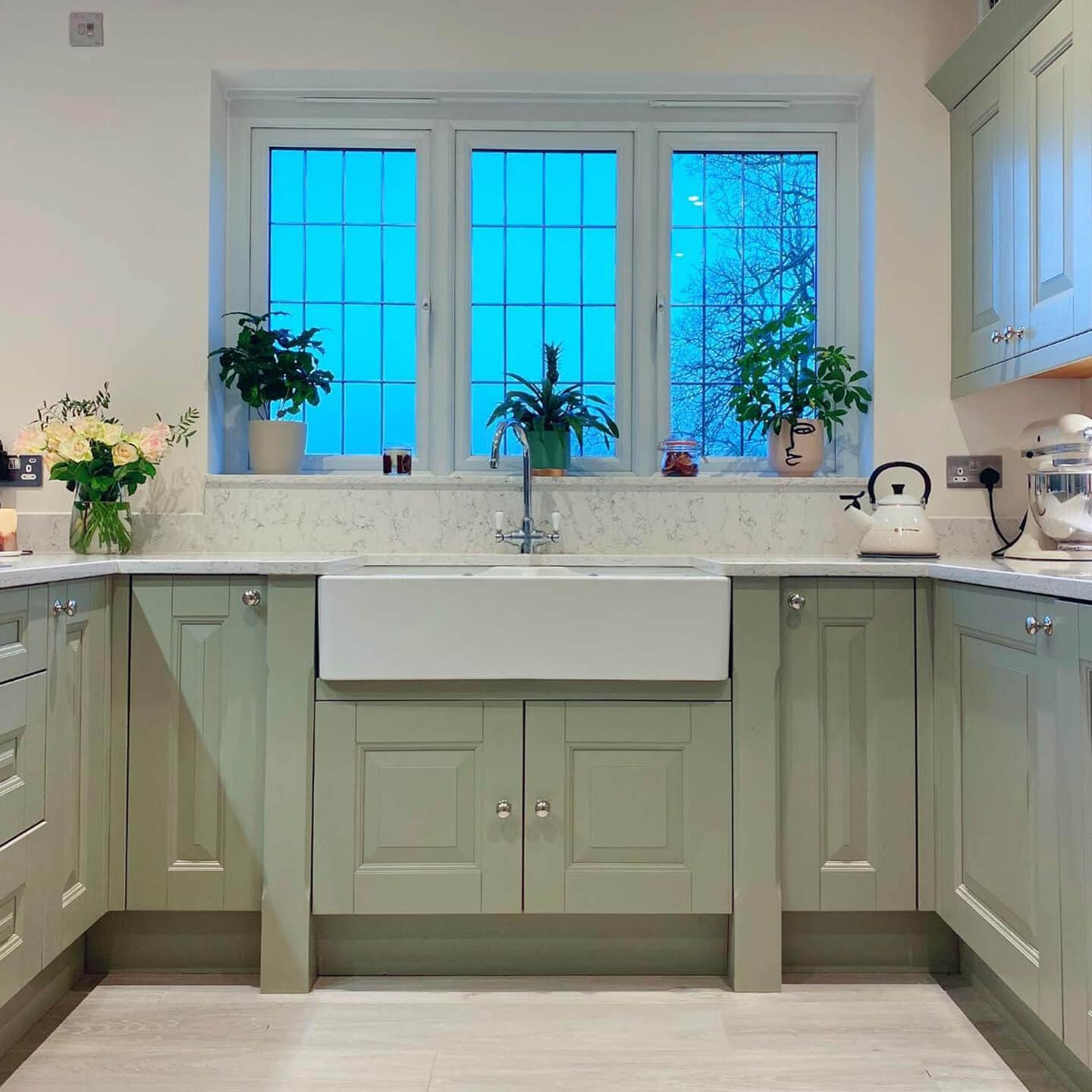 Shabby shop chic cabinets