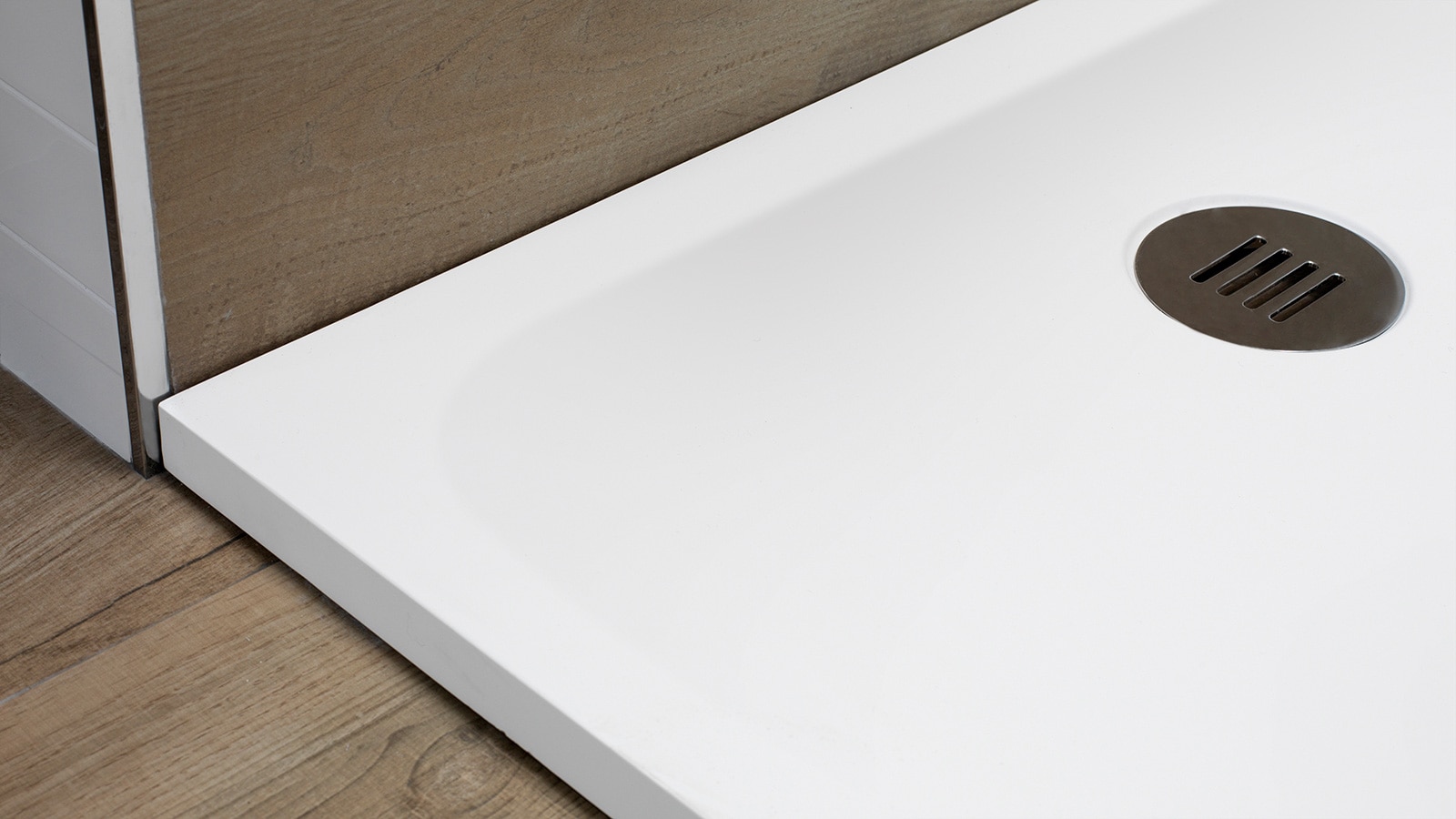 Sustainable shower trays for efficient homes PORCELANOSA TrendBook