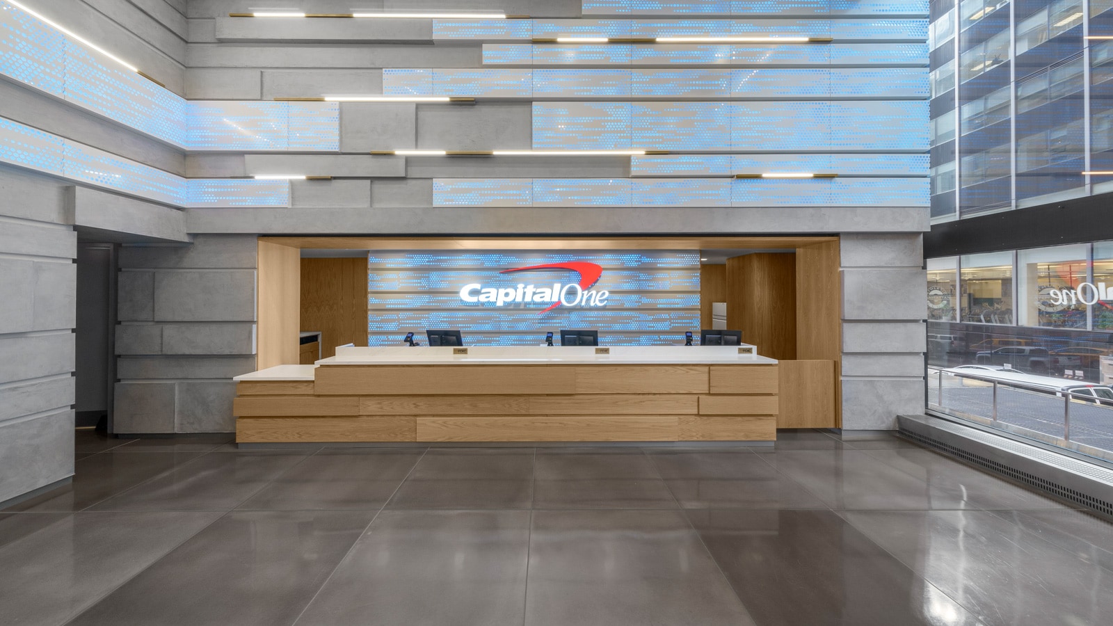El banco Capital One remodela su sede de Nueva York con Krion® Lux
