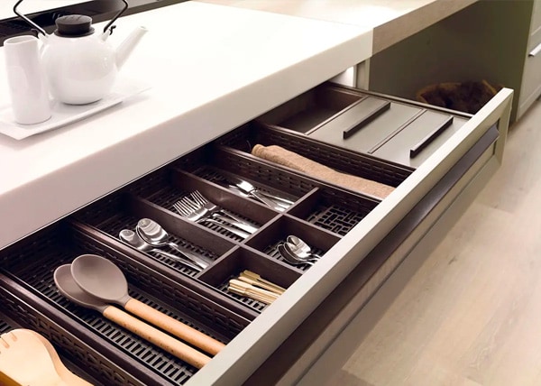 Small kitchen cabinet design