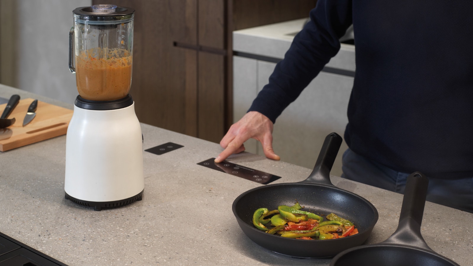 Gamadecor improves its Smart Kitchen with inductive electrification -  PORCELANOSA TrendBook