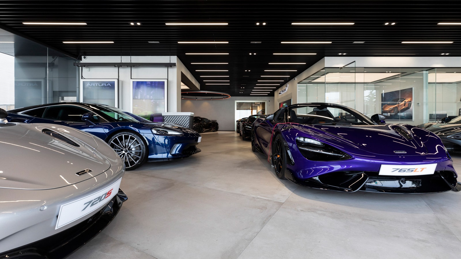 McLaren Barcelona, together with Porcelanosa, signs a unique space in ...