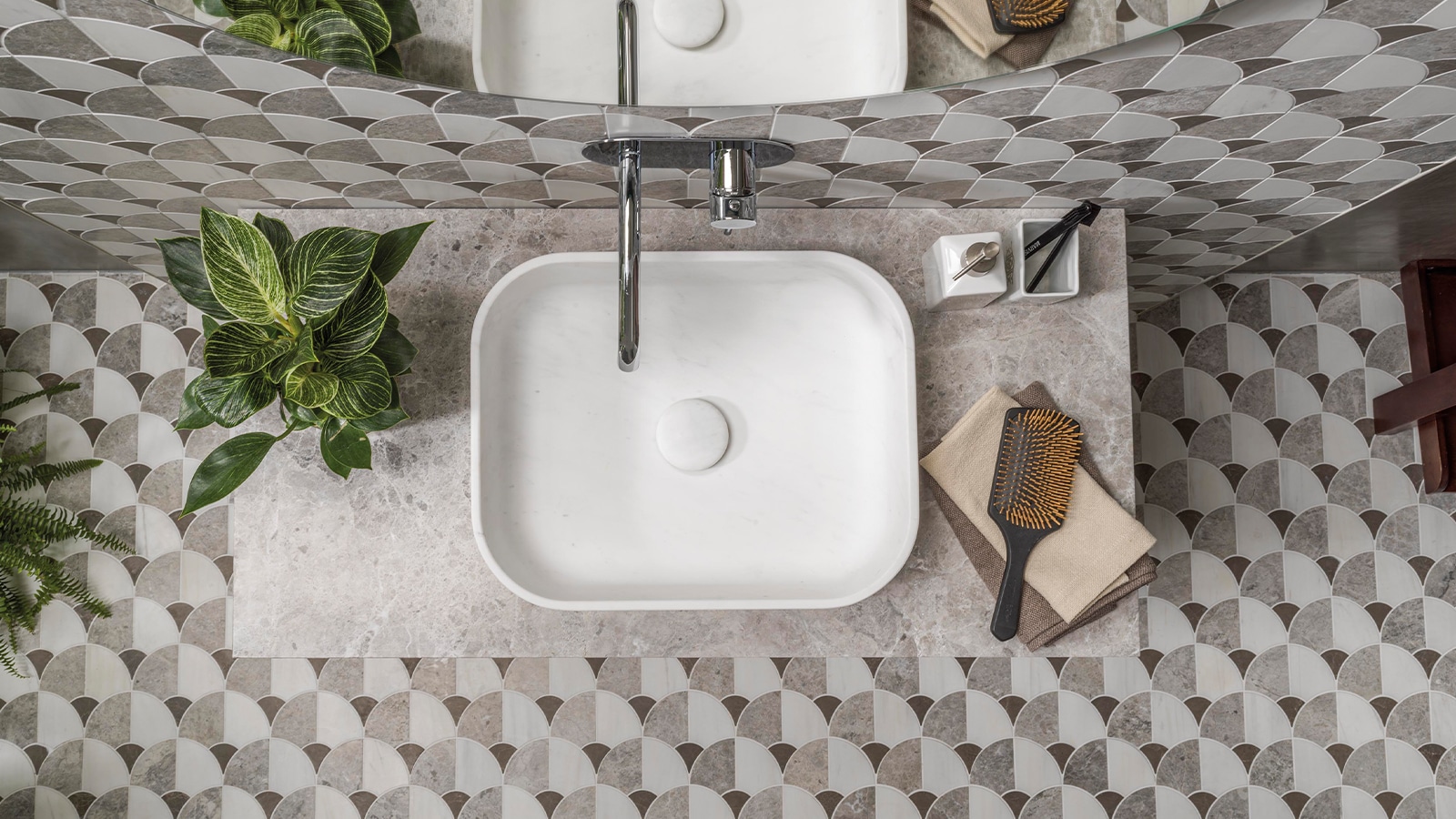 Natural wall tiles and home accessories are what's new from L'Antic Colonial at Cersaie