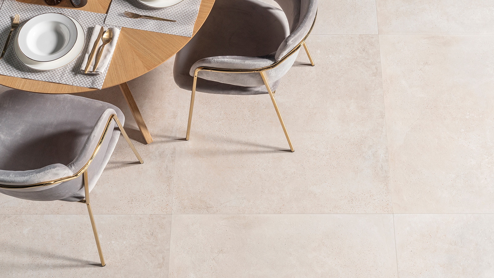 Placement joints as a decorative element on ceramic floor and wall tiles