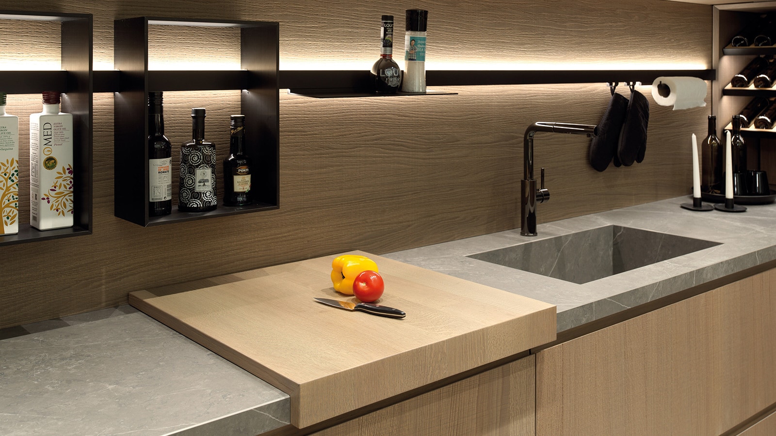 Better materials for kitchen worktops | PORCELANOSA