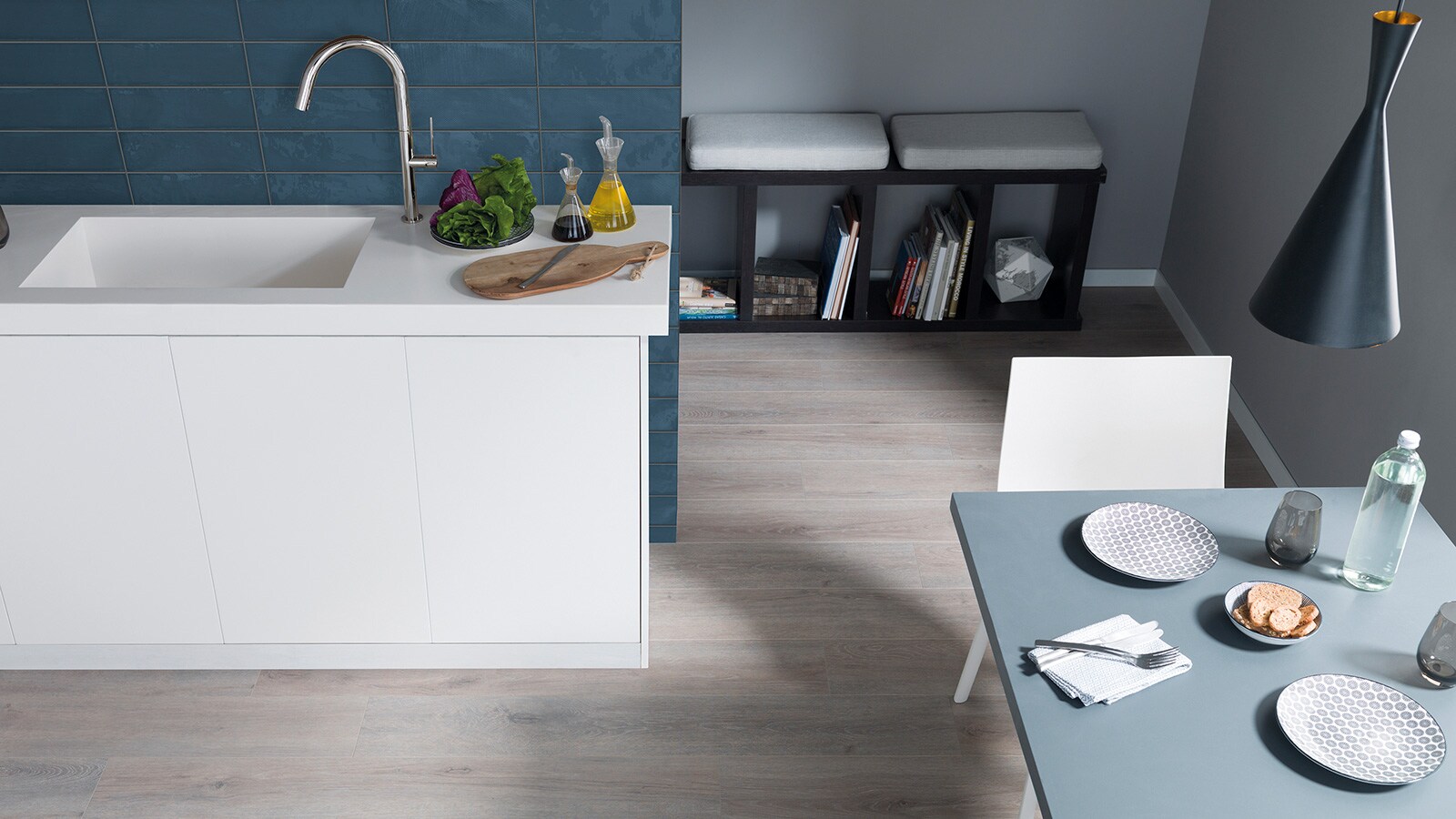 Laminated flooring AC6 NATURAL 1L MYSTIC Kitchen E4.00 White Snow Matte