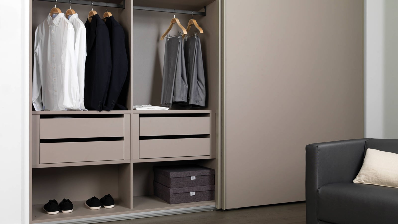 Tips for organising wardrobes