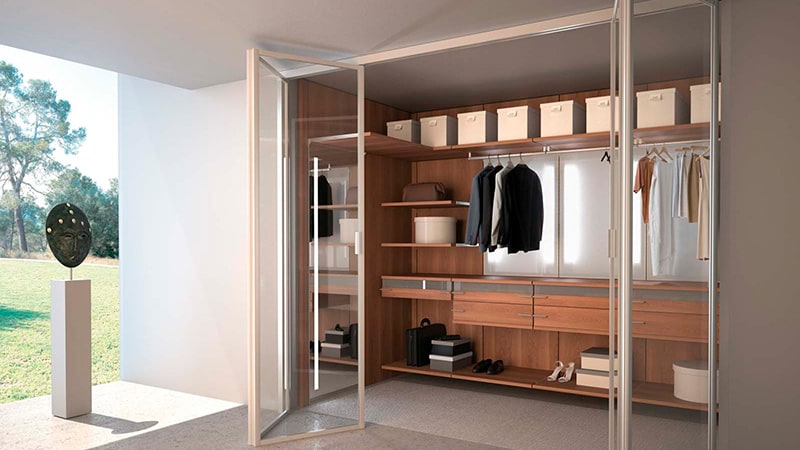 Wardrobe Design: A Guide to Fitted Organisation