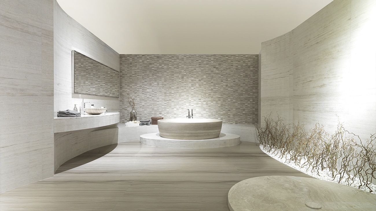 Silver Wood Classico travertine bath, by L'Antic Colonial.