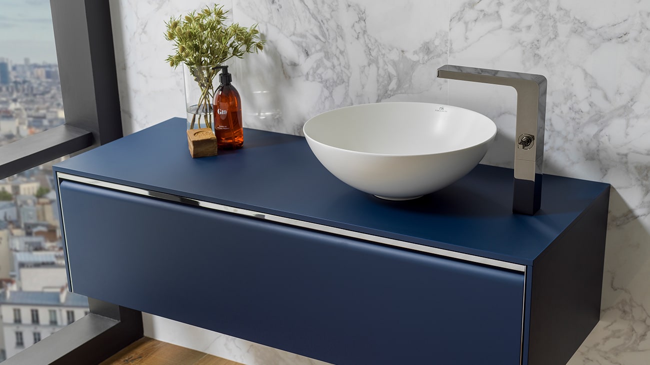 Slender washbasin and Lounge unit, by Noken.