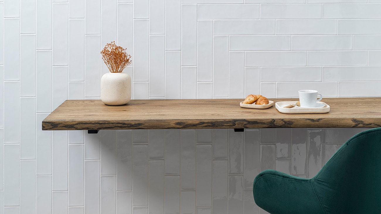 Maximise your Small Kitchen with a Wall Mounted Breakfast Bar