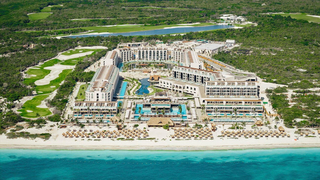 Excellence Coral: design, comfort and exclusivity in a 5-star resort on the shores of the Mexican Caribbean